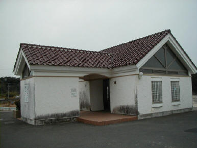goza-shirahama-toilet.jpg (145475 oCg)