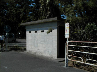 gotyu-toilet.jpg (182826 oCg)